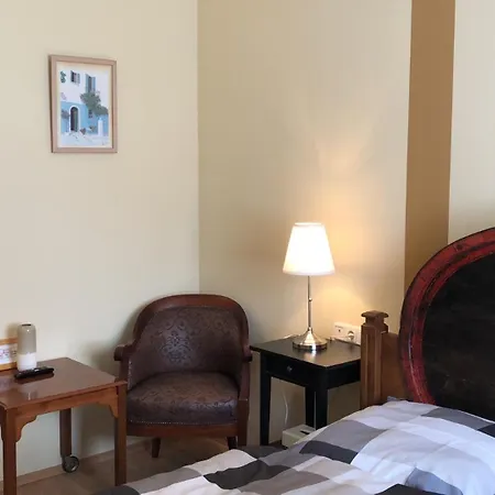 Rheinliebe Bistro Und Pension Guest house Lorch am Rhein