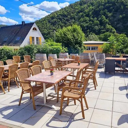 Rheinliebe Bistro Und Pension * Lorch am Rhein